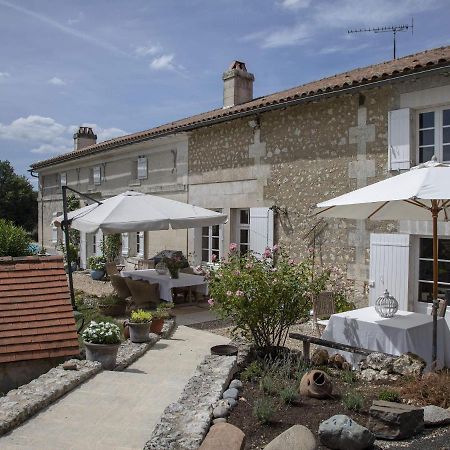 Le Boisdalon Bed & Breakfast Yviers Bagian luar foto